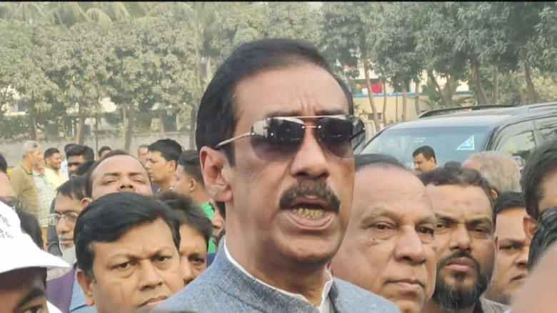 জুলাইয়ে অস্ত্র হাতে হত্যাযজ্ঞ চালিয়েছেন শামীম ওসমান!