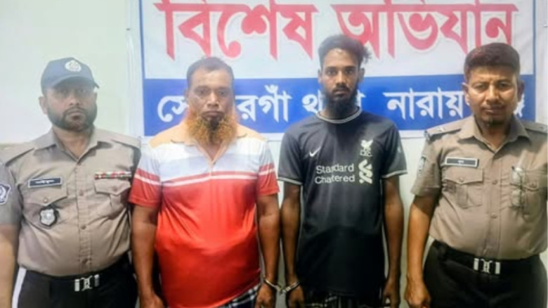 মেঘনায় অবৈধ বালু উত্তোলনে ড্রেজার জব্দ, গ্রেপ্তার ২
