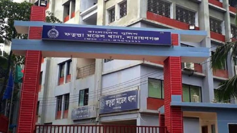 ফতুল্লায় শিশুকে দলবদ্ধ ধর্ষণের অভিযোগ